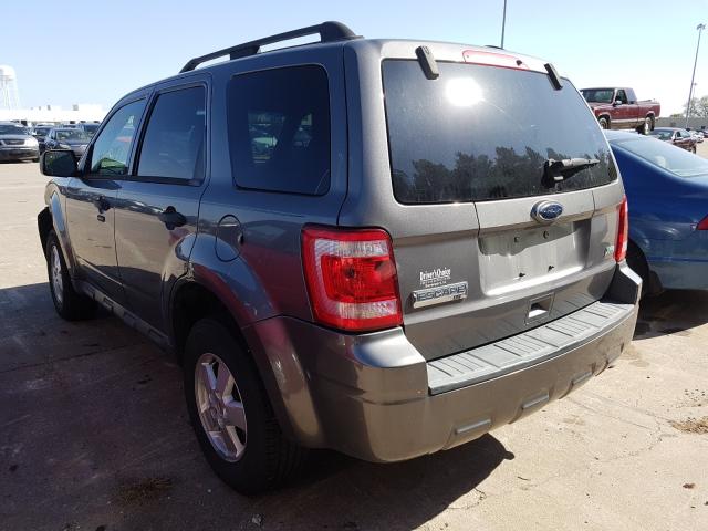 Photo 2 VIN: 1FMCU0DG2AKC95287 - FORD ESCAPE XLT 