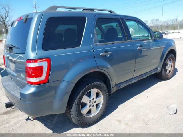 Photo 3 VIN: 1FMCU0DG2AKD30958 - FORD ESCAPE 