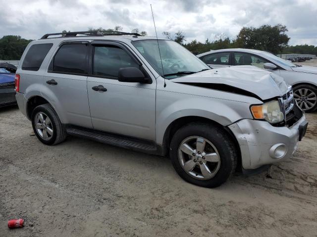 Photo 3 VIN: 1FMCU0DG2BKA47056 - FORD ESCAPE XLT 