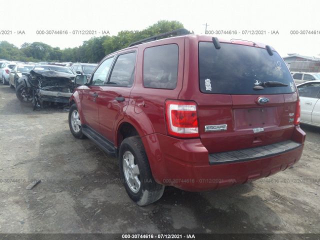 Photo 2 VIN: 1FMCU0DG2BKB19180 - FORD ESCAPE 