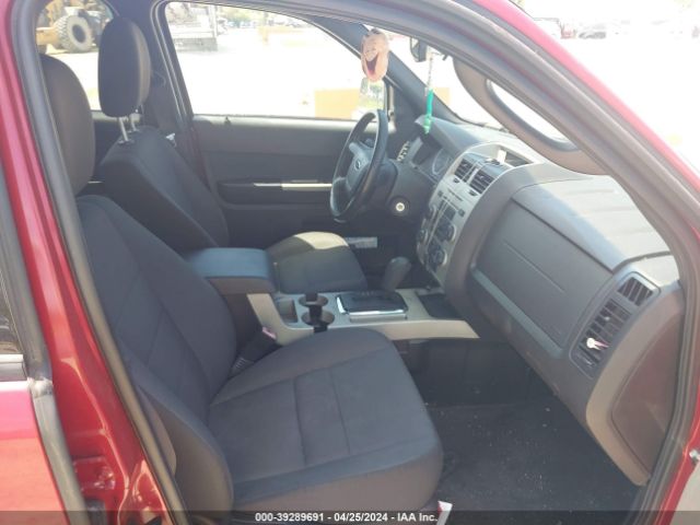 Photo 4 VIN: 1FMCU0DG2BKB66158 - FORD ESCAPE 