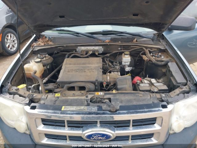 Photo 9 VIN: 1FMCU0DG2CKA67373 - FORD ESCAPE 