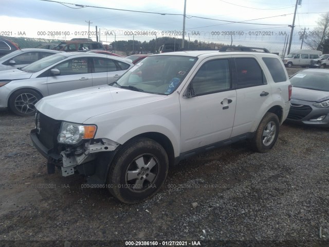 Photo 1 VIN: 1FMCU0DG2CKB57011 - FORD ESCAPE 