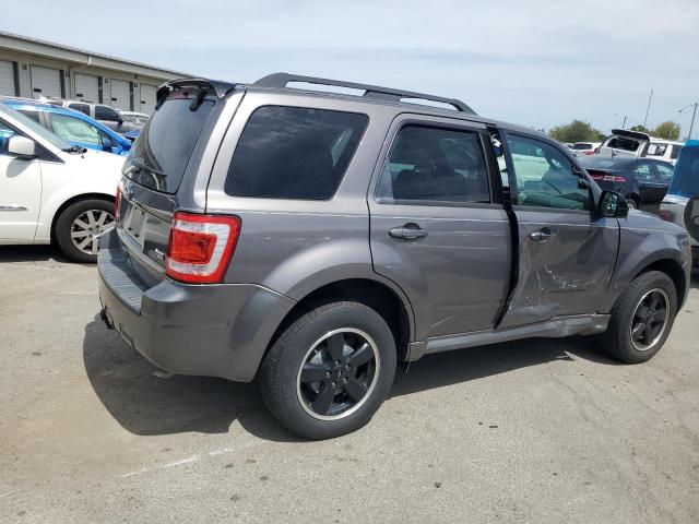 Photo 2 VIN: 1FMCU0DG2CKB71121 - FORD ESCAPE XLT 