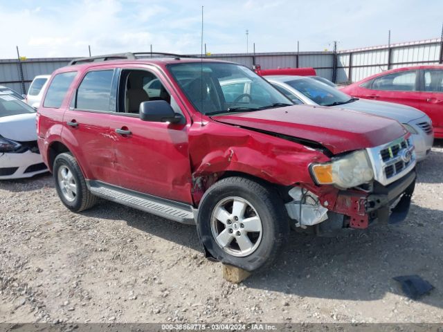 Photo 0 VIN: 1FMCU0DG3AKA68352 - FORD ESCAPE 