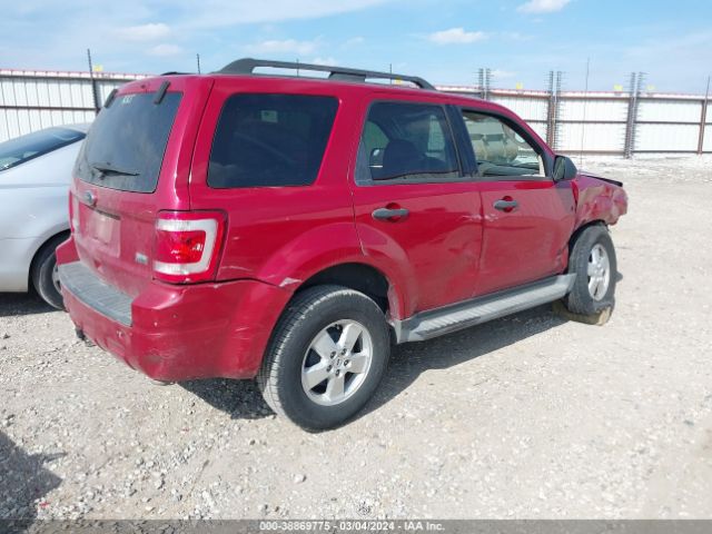 Photo 3 VIN: 1FMCU0DG3AKA68352 - FORD ESCAPE 