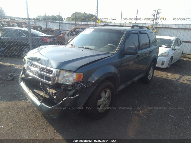 Photo 1 VIN: 1FMCU0DG3AKB18988 - FORD ESCAPE 