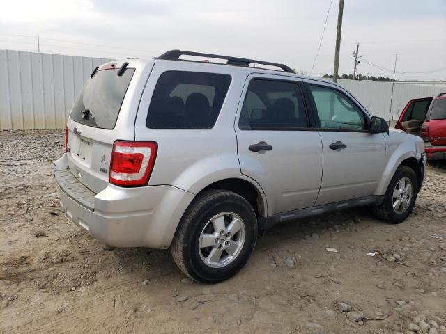 Photo 2 VIN: 1FMCU0DG3AKC48138 - FORD ESCAPE 