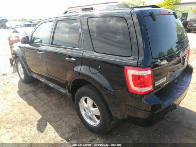 Photo 2 VIN: 1FMCU0DG3BKB90484 - FORD ESCAPE 