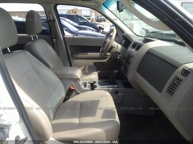 Photo 4 VIN: 1FMCU0DG3BKB90839 - FORD ESCAPE 