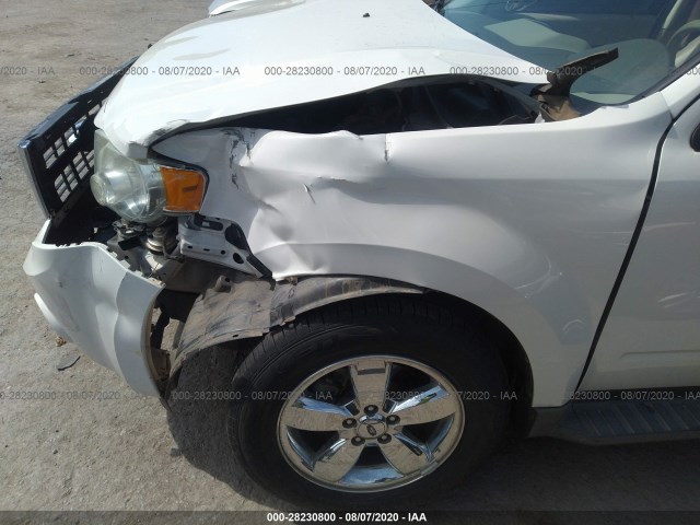 Photo 5 VIN: 1FMCU0DG3BKB90839 - FORD ESCAPE 