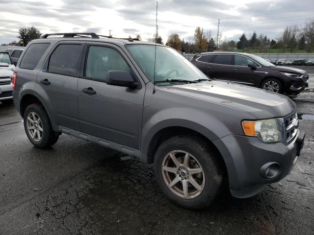 Photo 3 VIN: 1FMCU0DG3CKA29490 - FORD ESCAPE XLT 