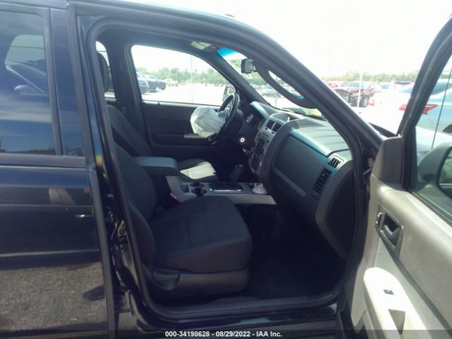 Photo 4 VIN: 1FMCU0DG3CKA42286 - FORD ESCAPE 