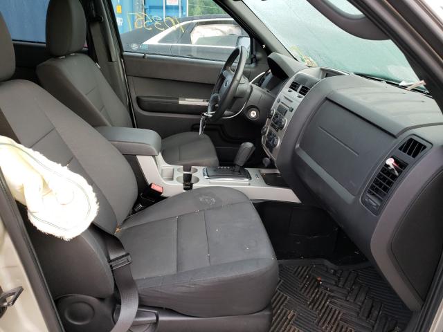 Photo 4 VIN: 1FMCU0DG3CKA48010 - FORD ESCAPE XLT 