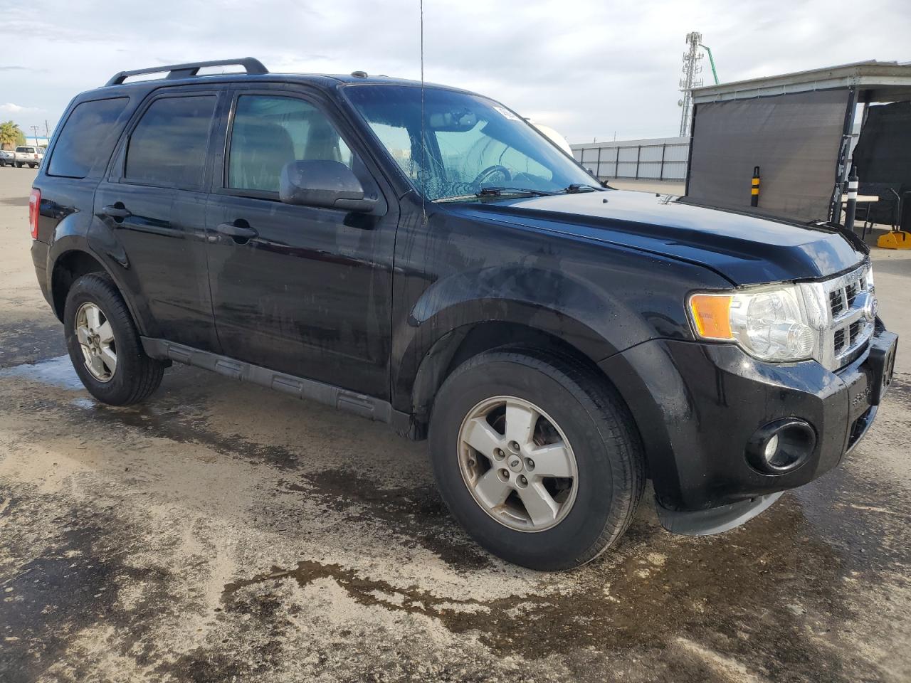 Photo 3 VIN: 1FMCU0DG3CKB18220 - FORD ESCAPE 