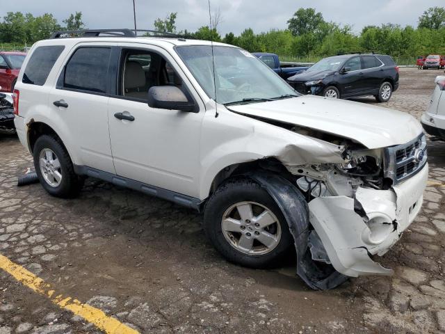 Photo 3 VIN: 1FMCU0DG4AKA68411 - FORD ESCAPE XLT 