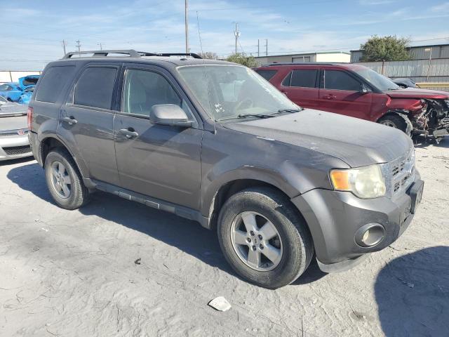 Photo 3 VIN: 1FMCU0DG4AKC50335 - FORD ESCAPE XLT 