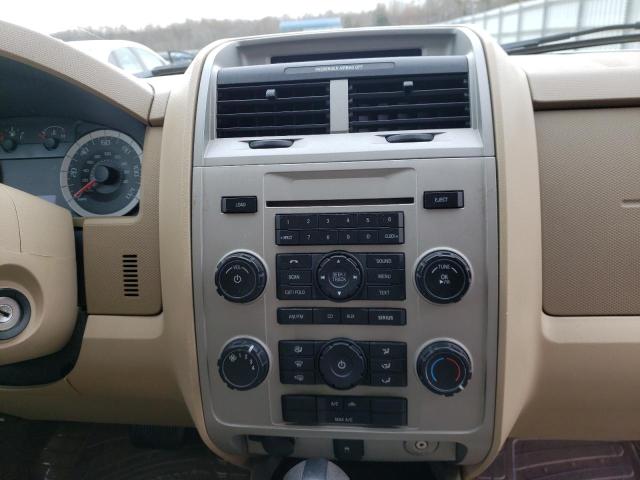 Photo 8 VIN: 1FMCU0DG4AKC81844 - FORD ESCAPE XLT 