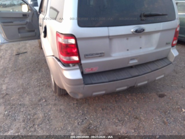 Photo 5 VIN: 1FMCU0DG4AKD45669 - FORD ESCAPE 