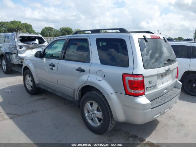 Photo 2 VIN: 1FMCU0DG4CKA50803 - FORD ESCAPE 