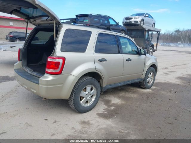 Photo 3 VIN: 1FMCU0DG4CKA54172 - FORD ESCAPE 