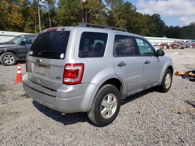 Photo 3 VIN: 1FMCU0DG4CKC35904 - FORD ESCAPE XLT 