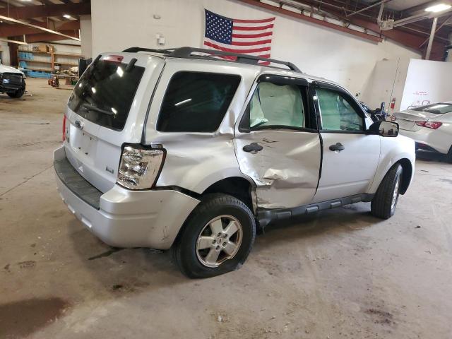 Photo 2 VIN: 1FMCU0DG4CKC37684 - FORD ESCAPE XLT 