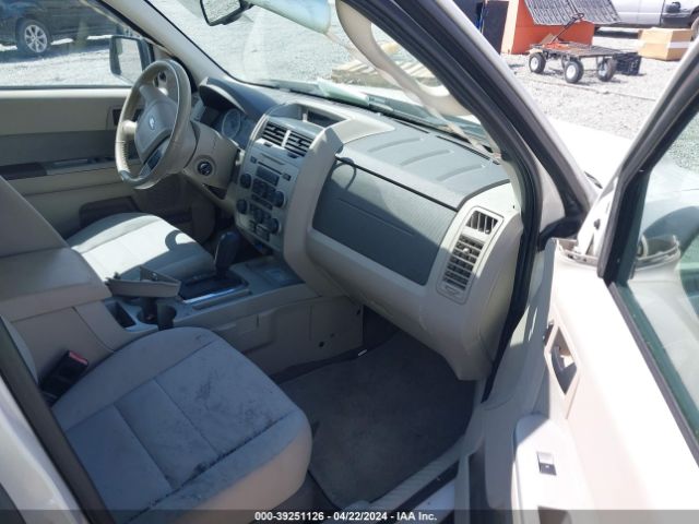 Photo 4 VIN: 1FMCU0DG4CKC52167 - FORD ESCAPE 