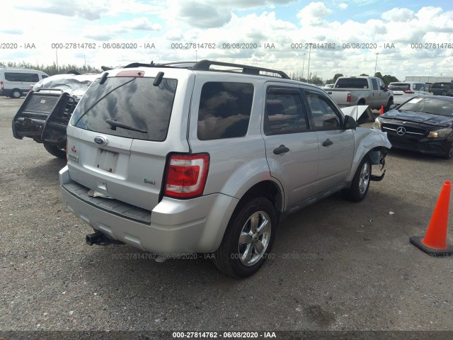 Photo 3 VIN: 1FMCU0DG5AKA32209 - FORD ESCAPE 