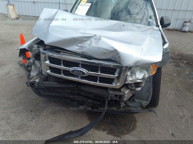 Photo 5 VIN: 1FMCU0DG5AKA32209 - FORD ESCAPE 