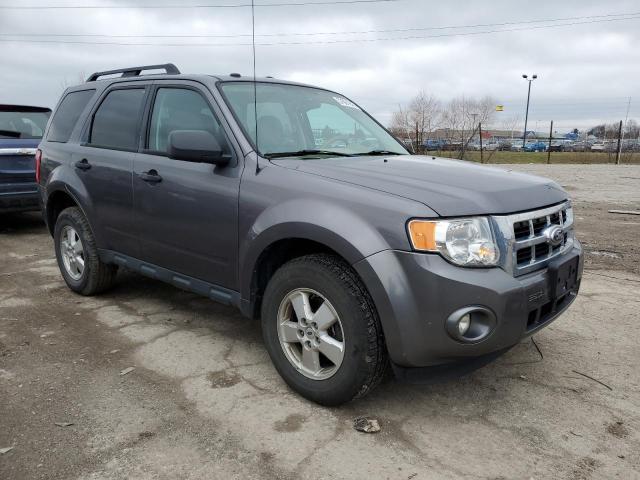 Photo 3 VIN: 1FMCU0DG5AKA68370 - FORD ESCAPE XLT 