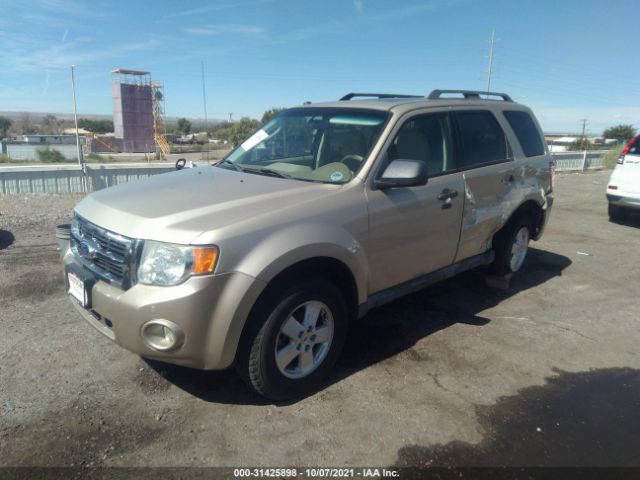 Photo 1 VIN: 1FMCU0DG5BKA56155 - FORD ESCAPE 