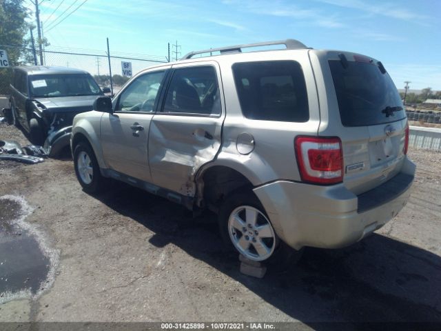 Photo 2 VIN: 1FMCU0DG5BKA56155 - FORD ESCAPE 