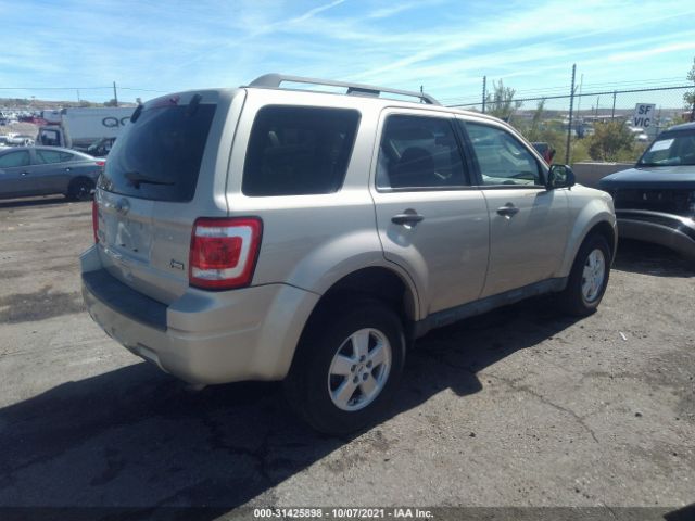 Photo 3 VIN: 1FMCU0DG5BKA56155 - FORD ESCAPE 