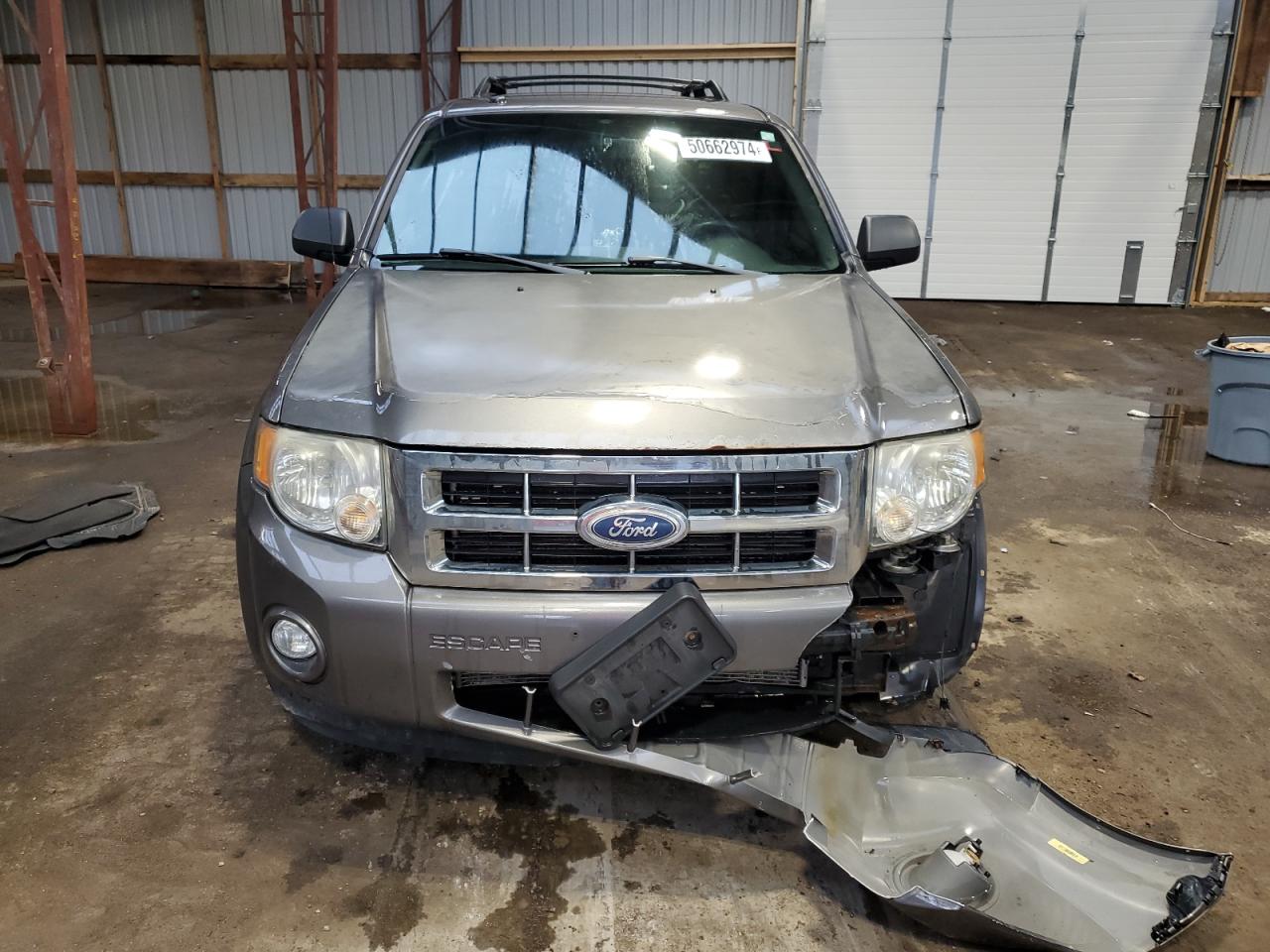 Photo 4 VIN: 1FMCU0DG5BKA76986 - FORD ESCAPE 