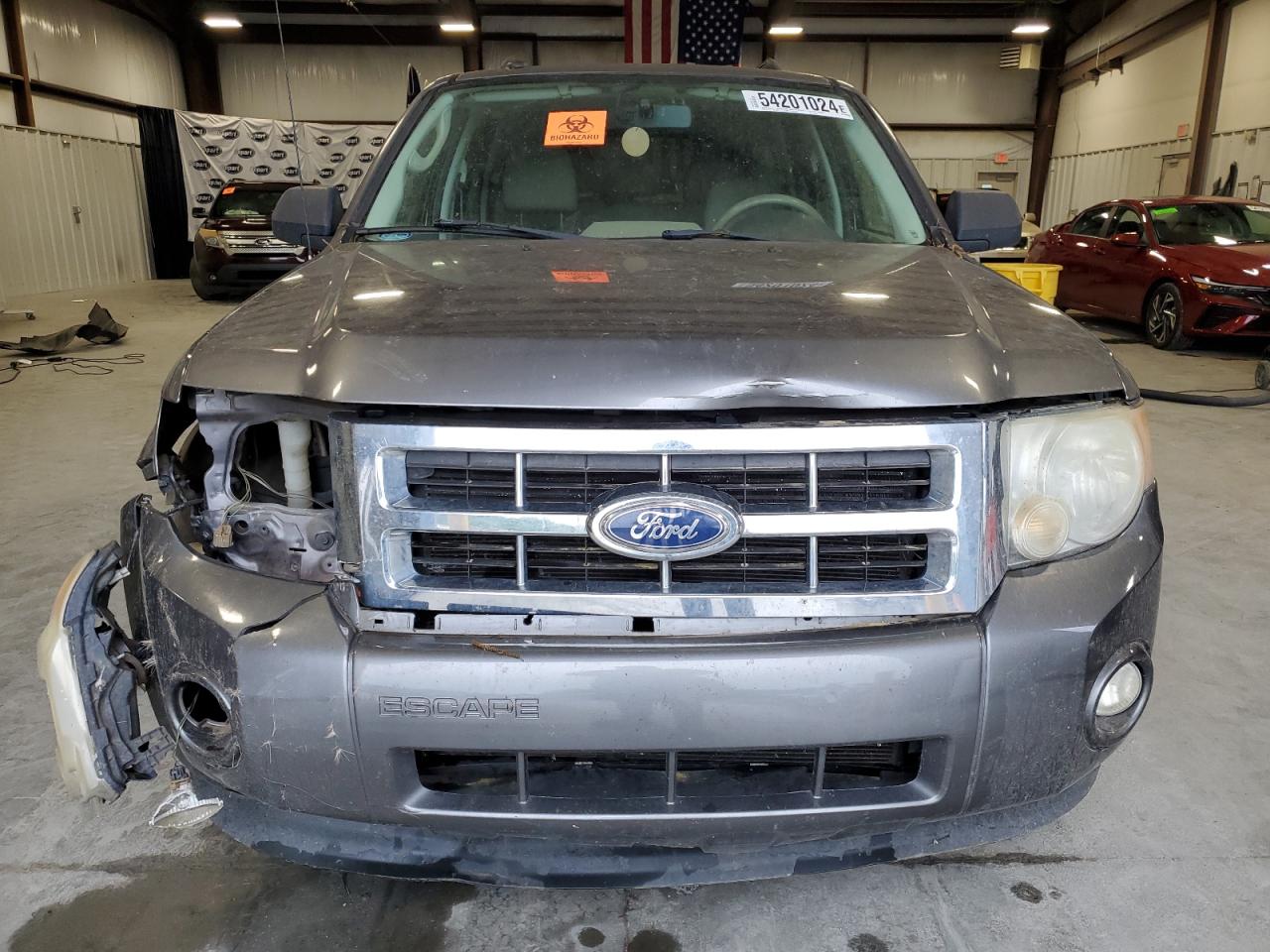 Photo 4 VIN: 1FMCU0DG5BKA78740 - FORD ESCAPE 