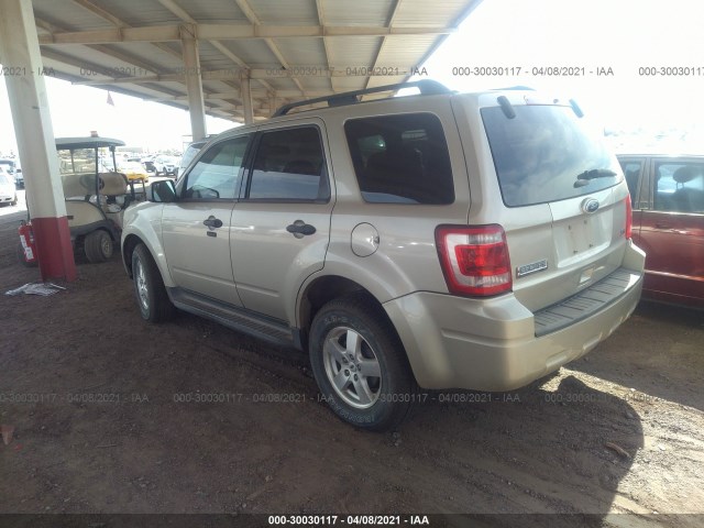 Photo 2 VIN: 1FMCU0DG5CKA84488 - FORD ESCAPE 