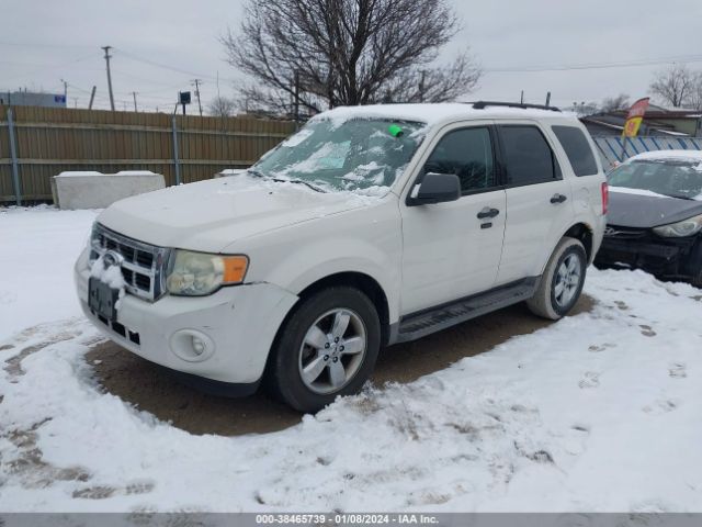 Photo 1 VIN: 1FMCU0DG6AKA52498 - FORD ESCAPE 