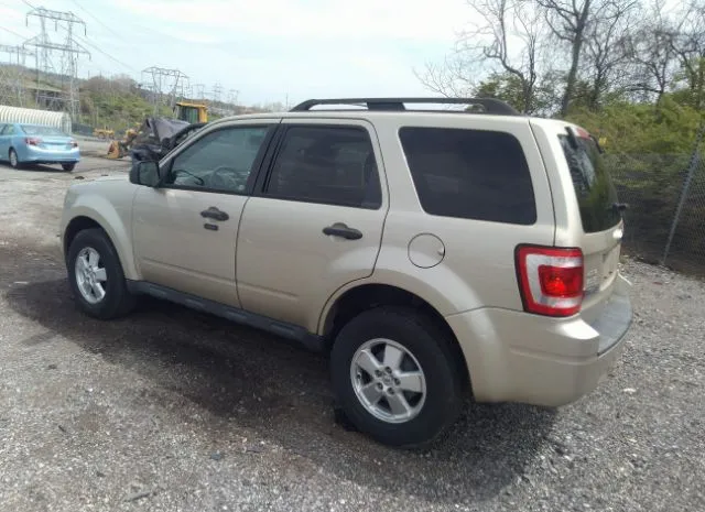 Photo 2 VIN: 1FMCU0DG6AKC44603 - FORD ESCAPE 