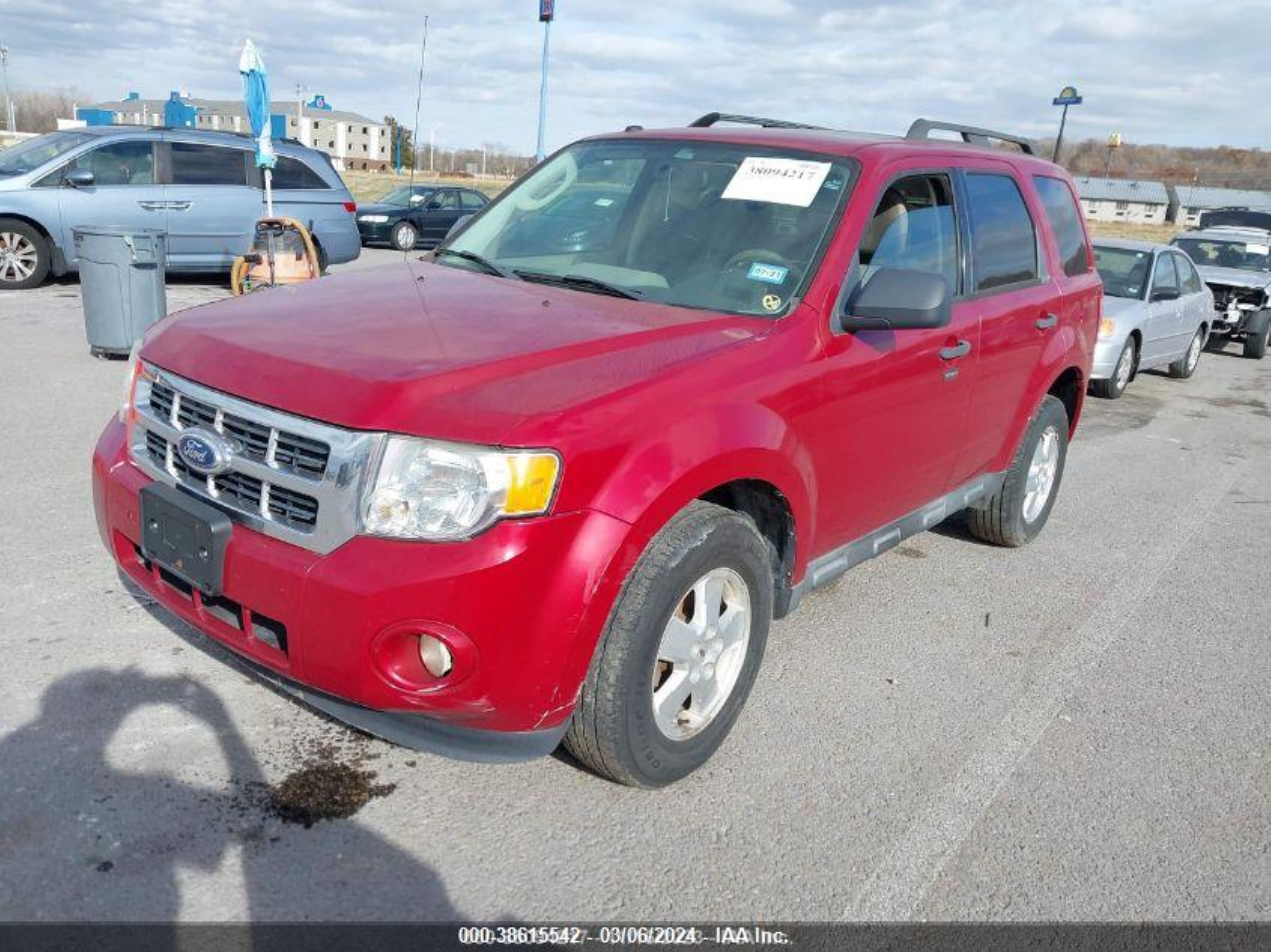 Photo 1 VIN: 1FMCU0DG6BKA67889 - FORD ESCAPE 