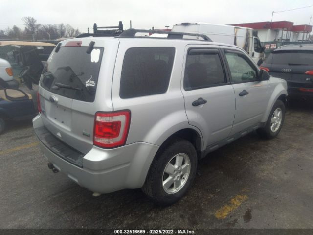 Photo 3 VIN: 1FMCU0DG6BKB87871 - FORD ESCAPE 