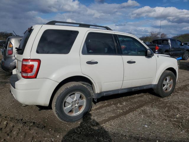 Photo 2 VIN: 1FMCU0DG6BKB89149 - FORD ESCAPE 