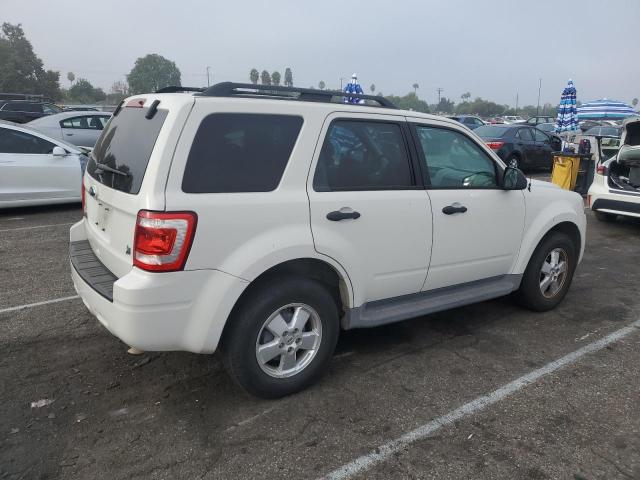 Photo 2 VIN: 1FMCU0DG6CKA07628 - FORD ESCAPE XLT 