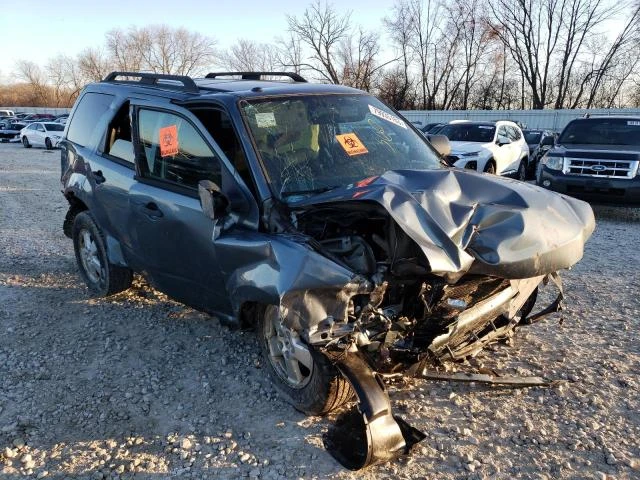 Photo 3 VIN: 1FMCU0DG7AKA03777 - FORD ESCAPE XLT 