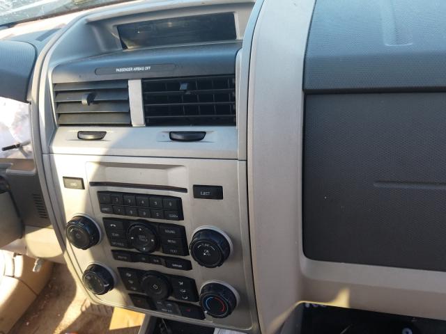 Photo 8 VIN: 1FMCU0DG7AKA28470 - FORD ESCAPE XLT 