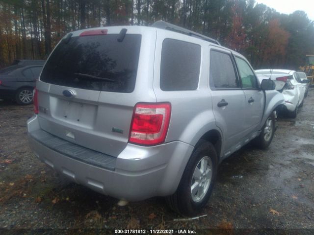 Photo 3 VIN: 1FMCU0DG7AKB22249 - FORD ESCAPE 