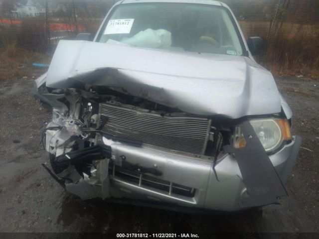 Photo 9 VIN: 1FMCU0DG7AKB22249 - FORD ESCAPE 