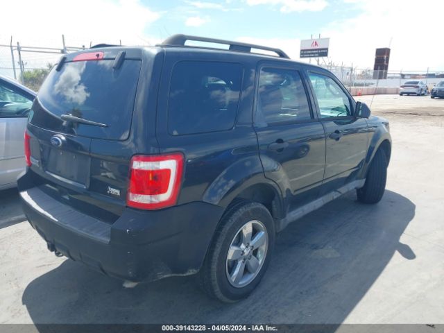 Photo 3 VIN: 1FMCU0DG7AKB78840 - FORD ESCAPE 