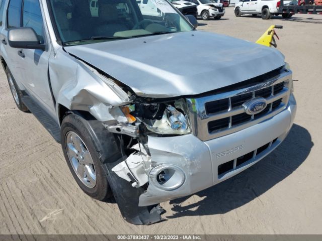 Photo 5 VIN: 1FMCU0DG7AKB79826 - FORD ESCAPE 