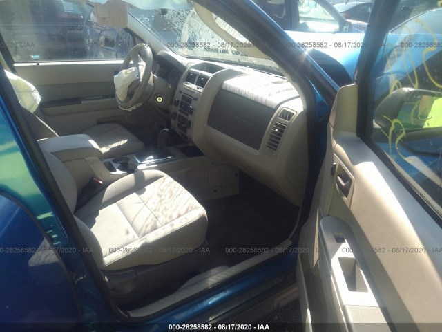 Photo 4 VIN: 1FMCU0DG7BKA66461 - FORD ESCAPE 